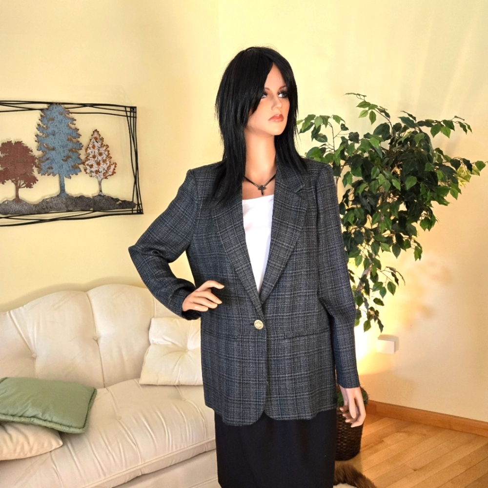 Alice Stuart Grey Plaid Woman's Jacket/Blazer Size Small